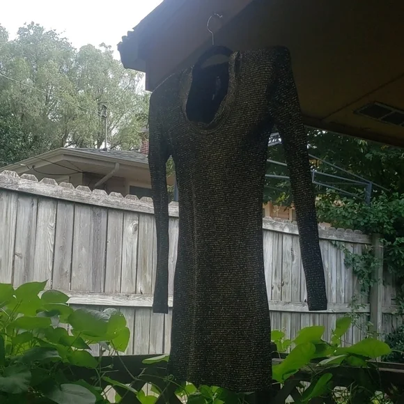 𝅺Beautiful dress size small. By Brian Lichtenburg. - Picture 7 of 15